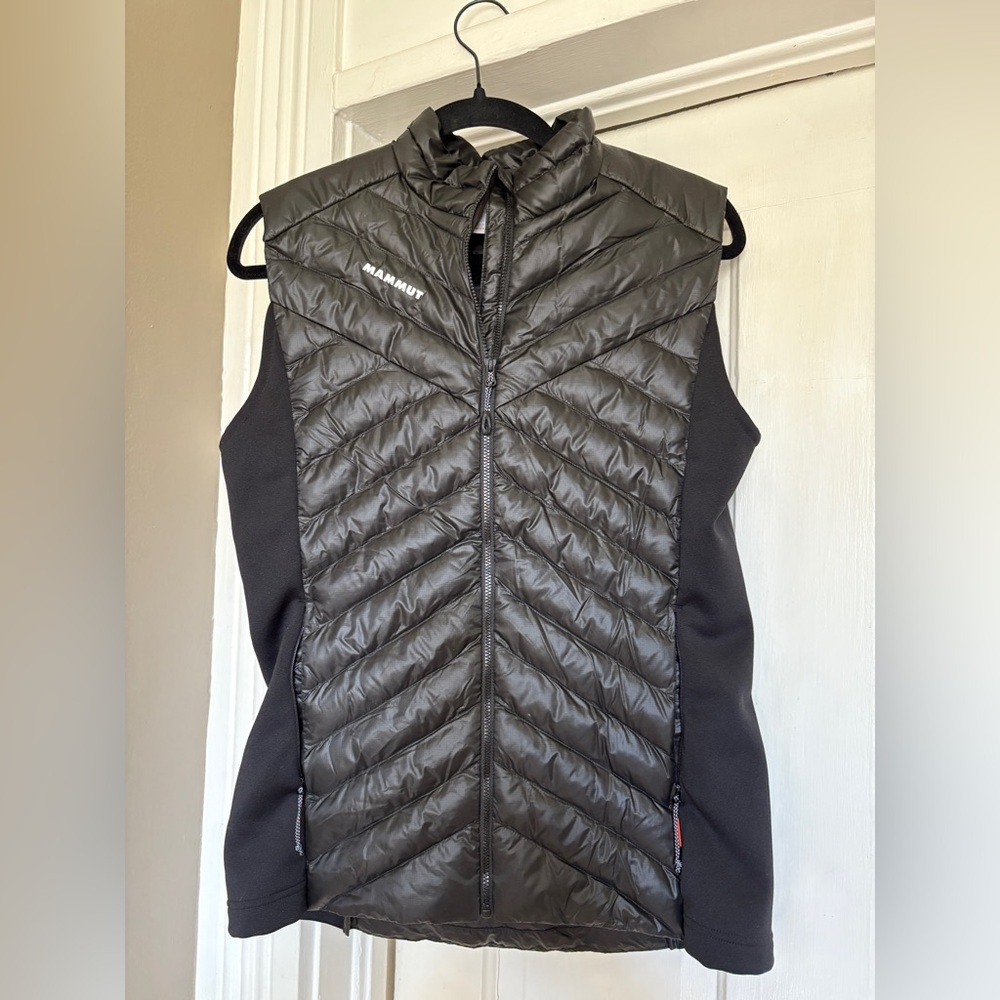 Mammut Women’s Black Puffer Vest